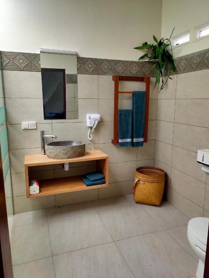 Ilasan Cottage. Tomohon Екстер'єр фото